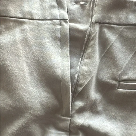 Straigh Pants - Picture 3 of 4